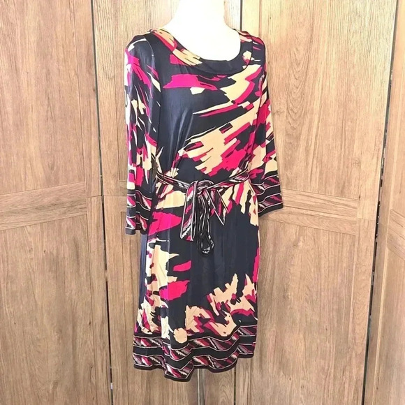 Stylish Women's Multicolor Dress BCBG - Picture 2 of 9